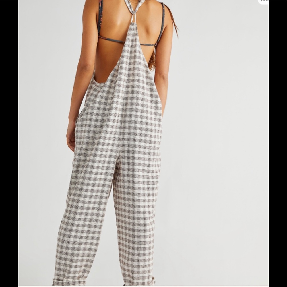 2X 🎉Host Pick 🎉 😊 NEW Free People Gingham One-Piece PERFECT FOR COACHELLA!!!! - Picture 4 of 6